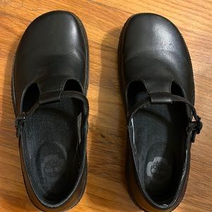 Timberland women’s slip resistant & anti fatigue Mary Jane shoes